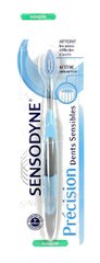 BROSSE A DENTS SOUPLE PRECISION SENSODYNE