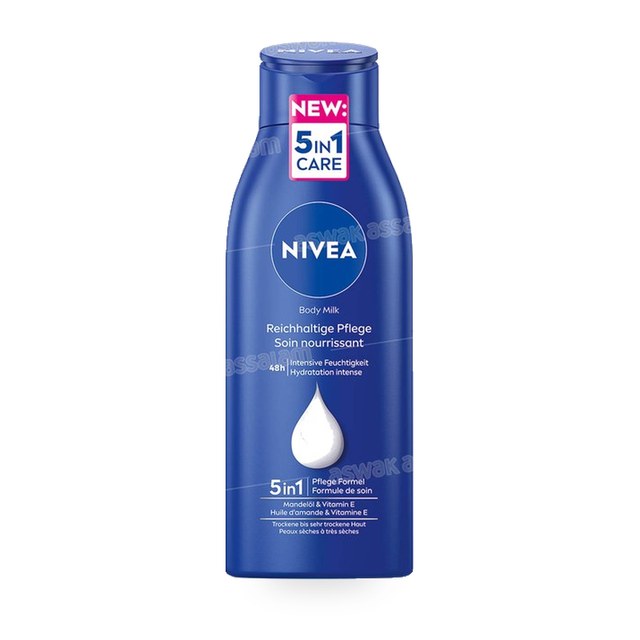 SOIN NOURRISSANT CORPS 5 EN 1 A L’HUILE D’AMANDE ET VITAMINE E POUR PEAUX SECHES A TRES SECHES 400ML NIVEA
