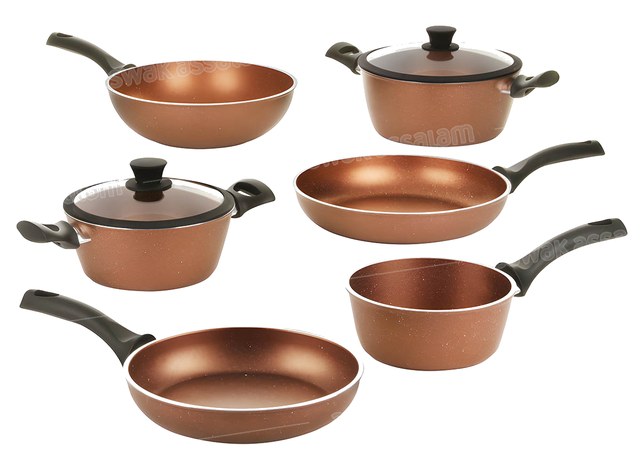 BATTERIE DE CUISINE 8 PIECES BRONZE FORGIA